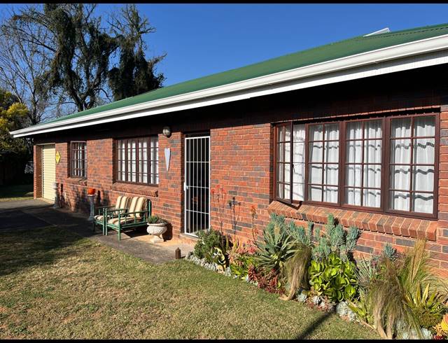 3 BEDROOM SECTIONAL TITLE TO LET IN HOWICK NORTH